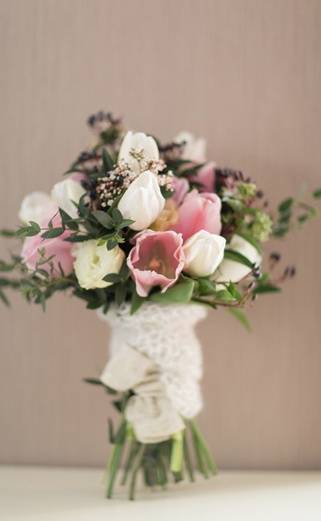 7 Elegant Bouquet Flowers and Their Meanings Tulip Wedding Bouquet