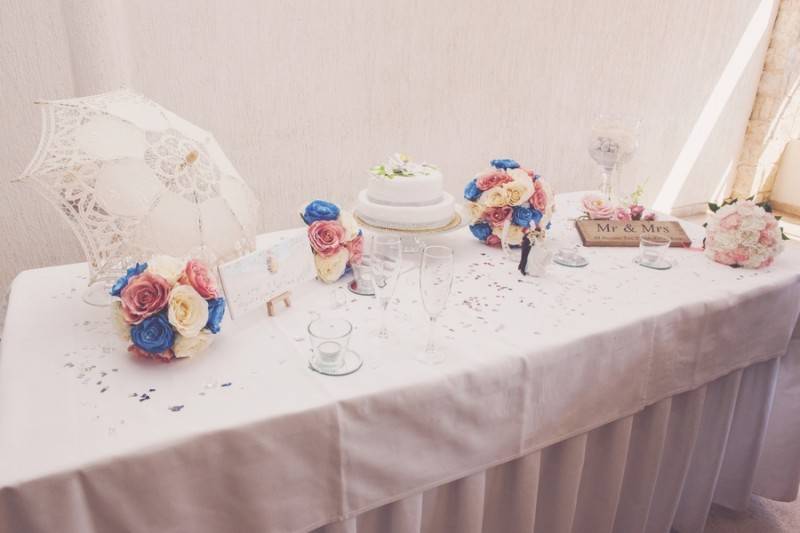 An Age of Vintage Elegance