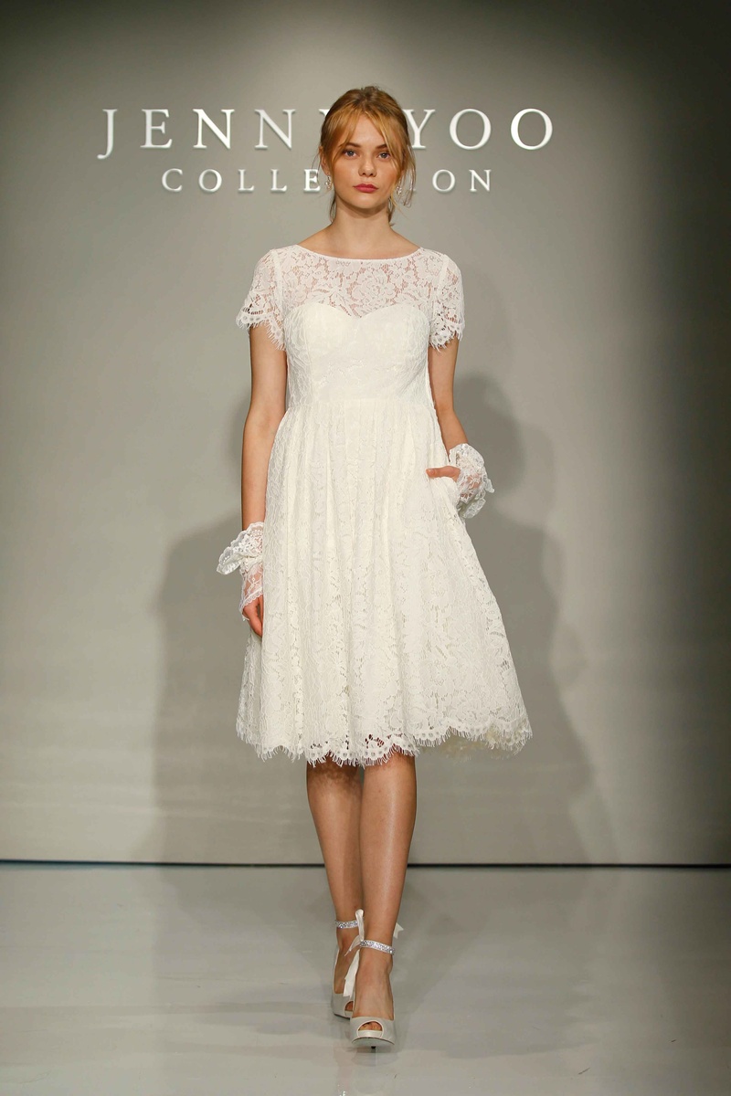 Beautiful Short Summer Wedding Dresses You Have to See