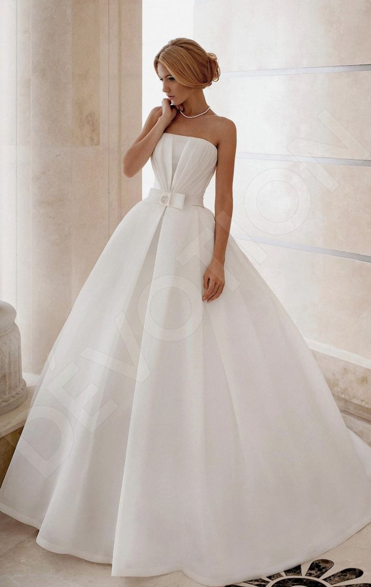 what did brides wear before white