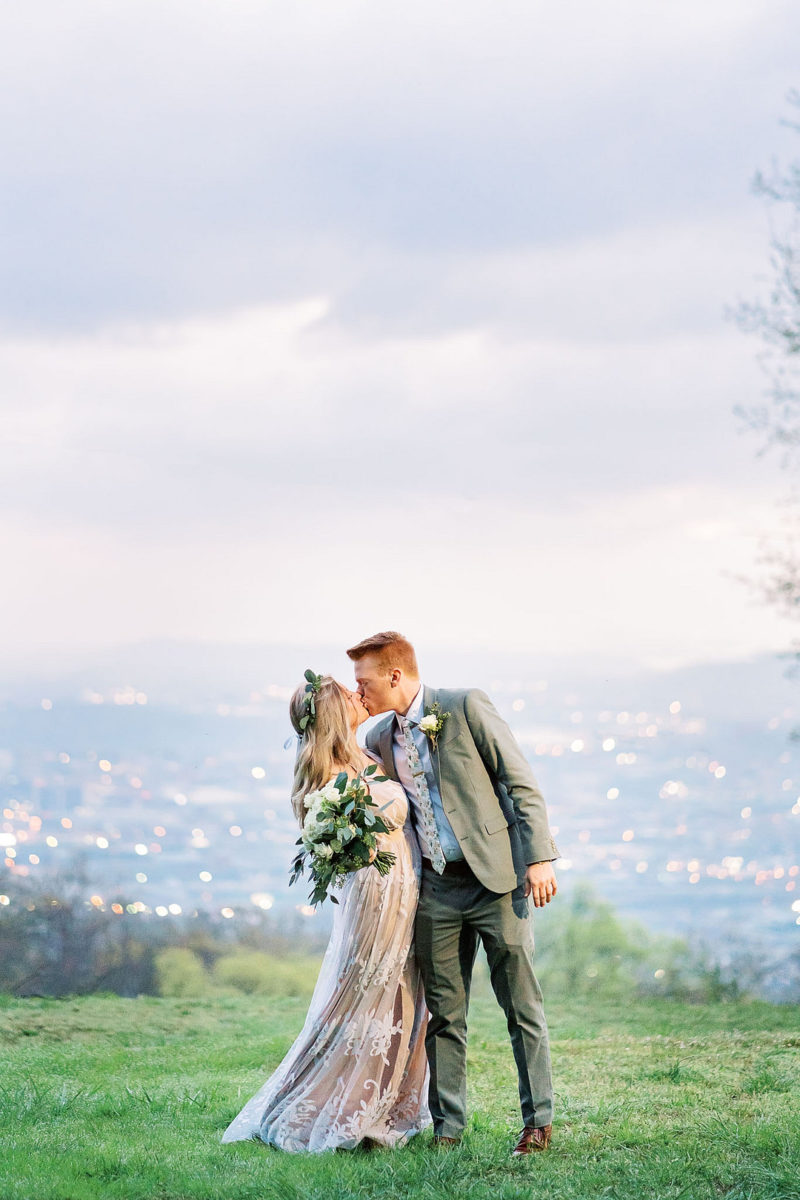 Dawn Elopement On Lookout Mountain