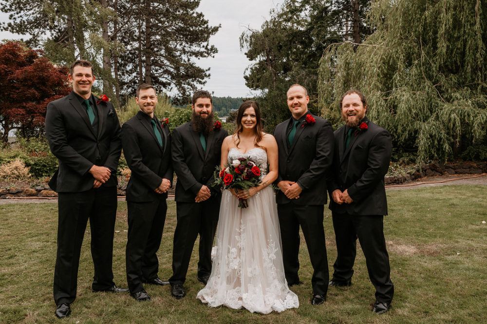 Cigars and Skulls: An Offbeat Pacific Northwest Wedding