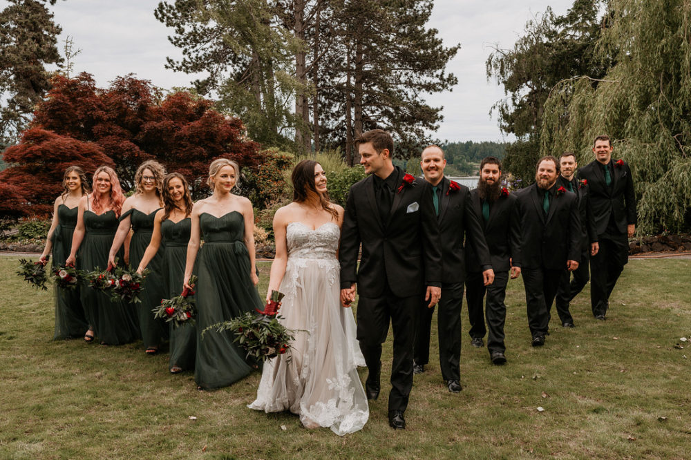 Cigars and Skulls: An Offbeat Pacific Northwest Wedding