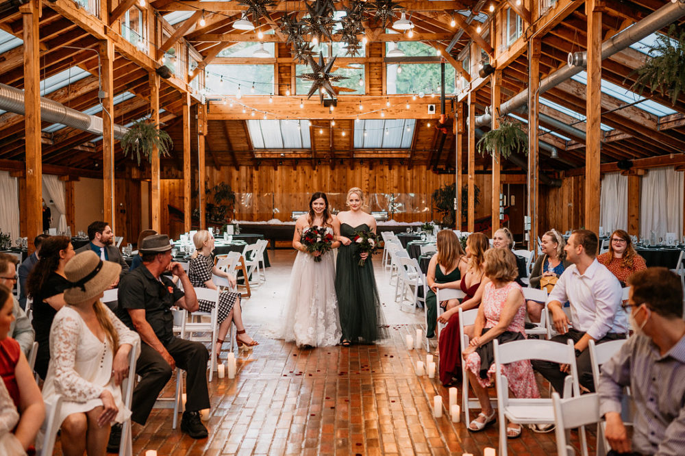 Cigars and Skulls: An Offbeat Pacific Northwest Wedding