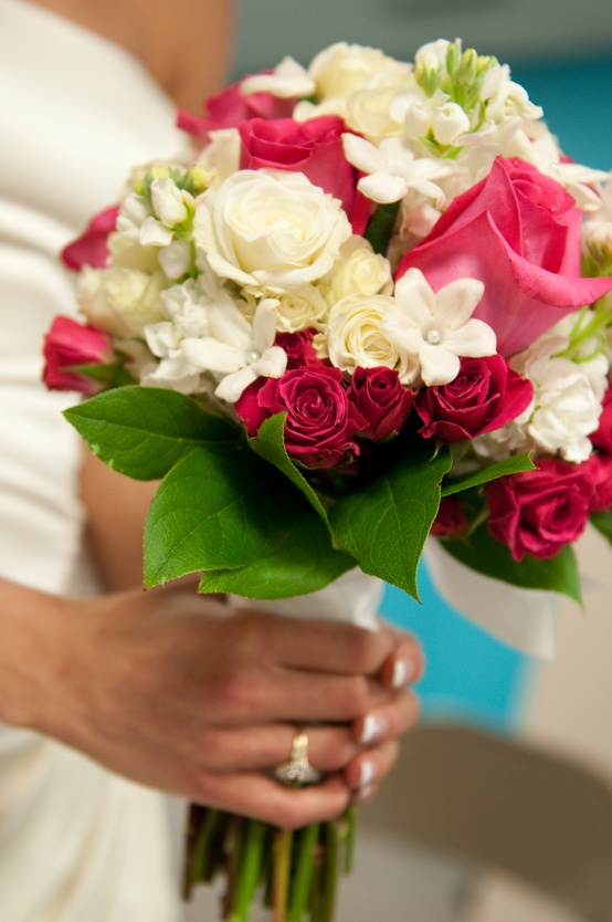 Why You’re Paying Your Local Florist TOO MUCH for Wedding Flowers