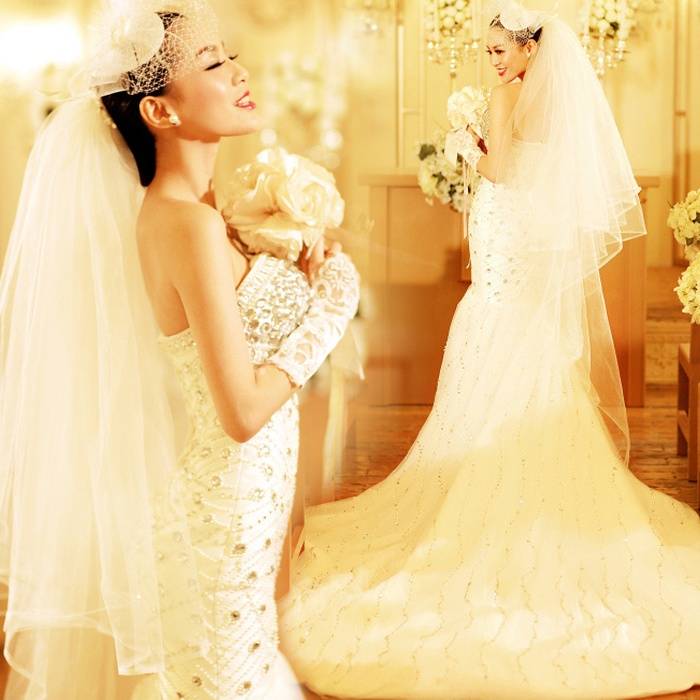 Winter Theme Wedding Dress