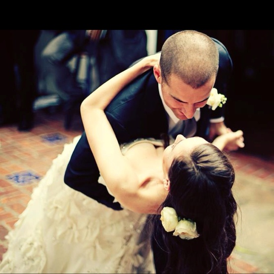 Top 8 Romantic Songs for Your First Dance