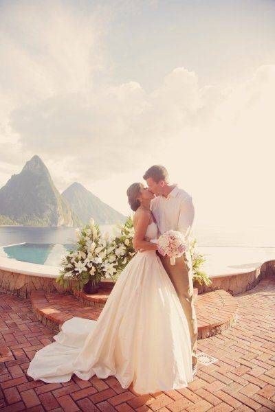 10 Ways You Can Save Money Planning Your Wedding Photo 10 Ways You Can Save Money Planning Your Wedding