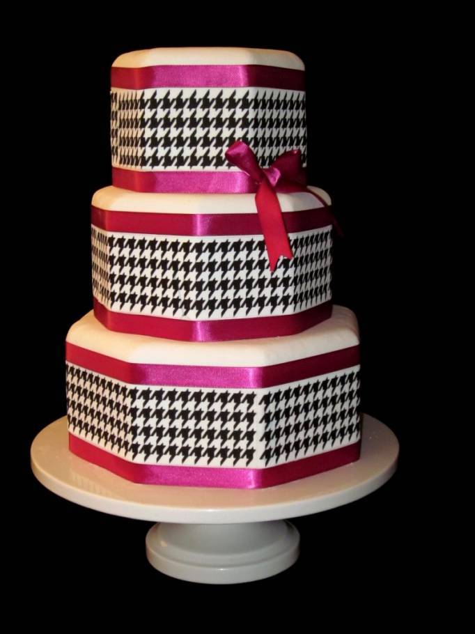 Gorgeous Pink Wedding Cakes Photo Gorgeous Pink Wedding Cakes