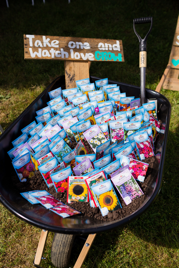 Great Elements for a Rustic Wedding