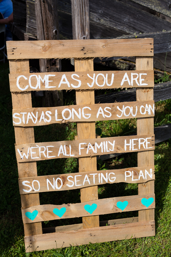Great Elements for a Rustic Wedding Photo Great Elements for a Rustic Wedding