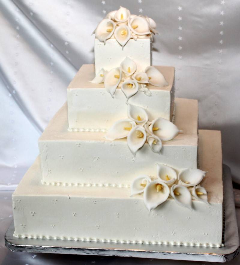 5 Amazing Buttercream Wedding Cakes