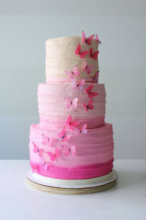 5 Amazing Buttercream Wedding Cakes