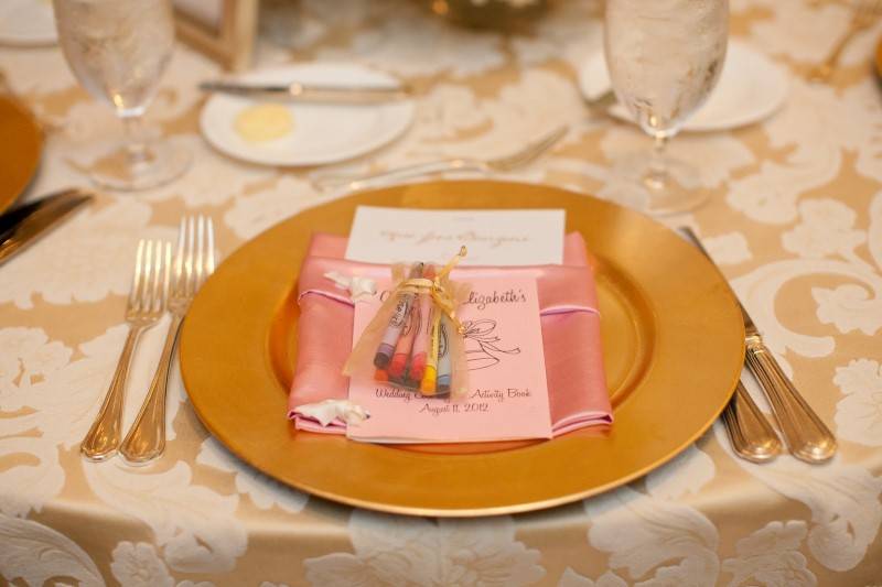 Ideas for the Wedding Reception Kids Table