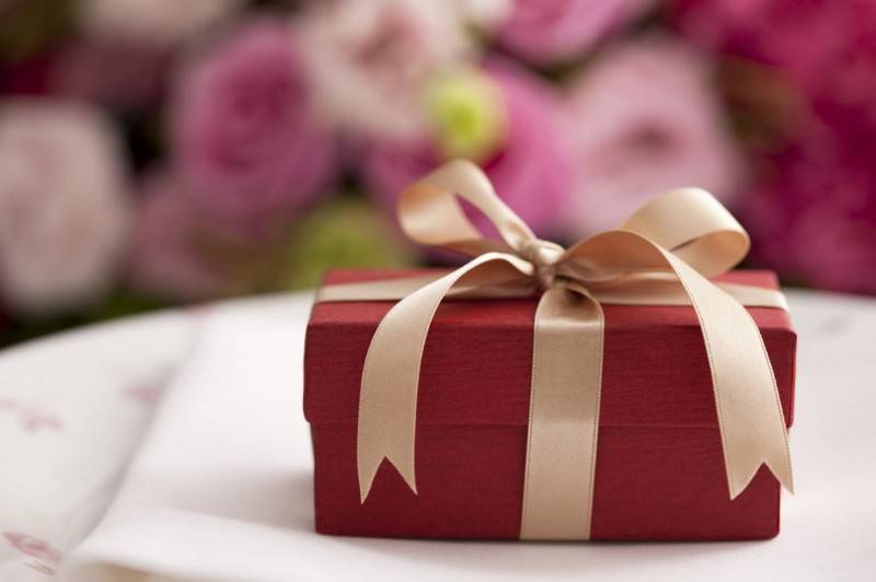 Receiving Wedding Gift Etiquette Tips for the Soon to be Bride