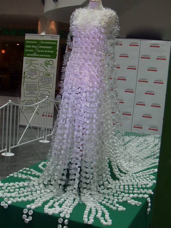 Amazing Recycled Wedding Dresses Photo Amazing Recycled Wedding Dresses
