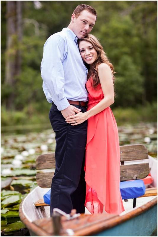 6 Beautiful Spring Engagement Photo Ideas