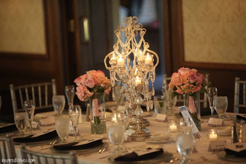 Beautiful Lighted Centerpieces for Your Wedding