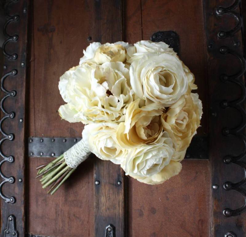 Gorgeous Winter Wedding Bouquet Ideas