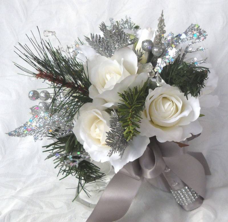 Gorgeous Winter Wedding Bouquet Ideas