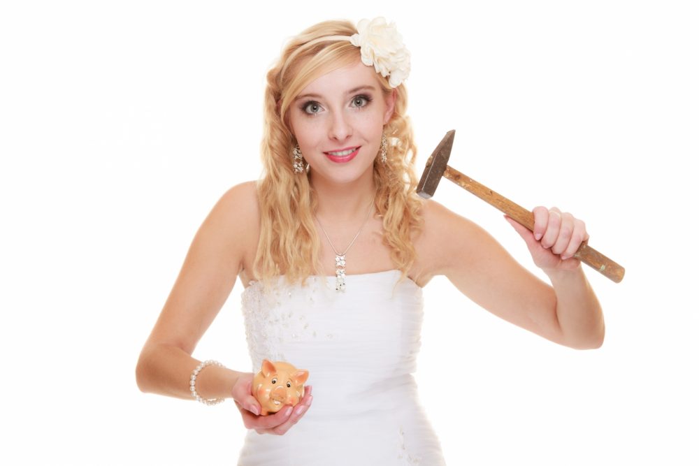 6 Reasons You Should Consider A Low Budget Wedding