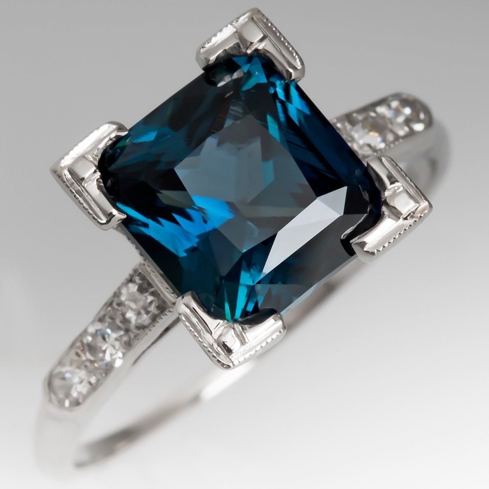 Are Sapphire Engagement Rings the Latest Trend?
