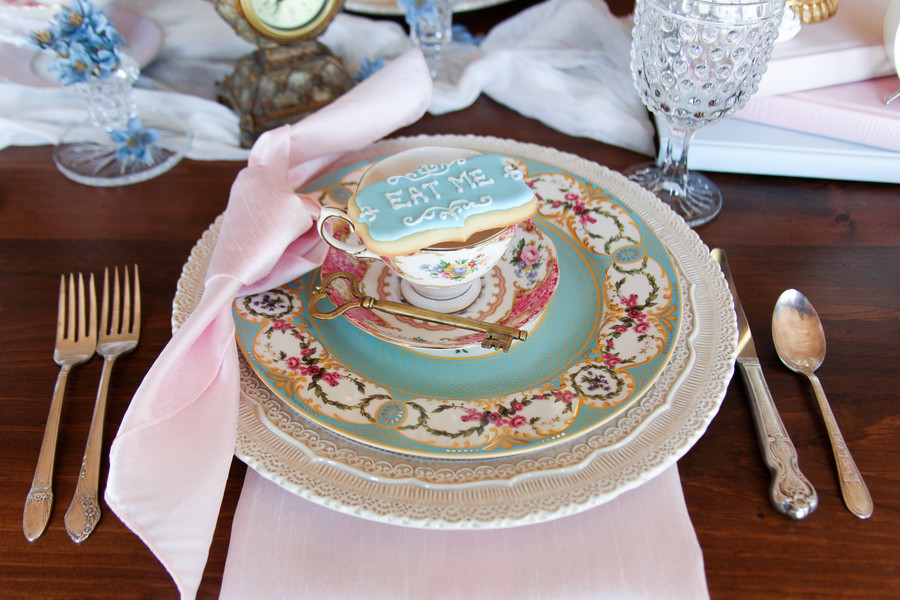 Alice in Wonderland: Pretty in Pastel