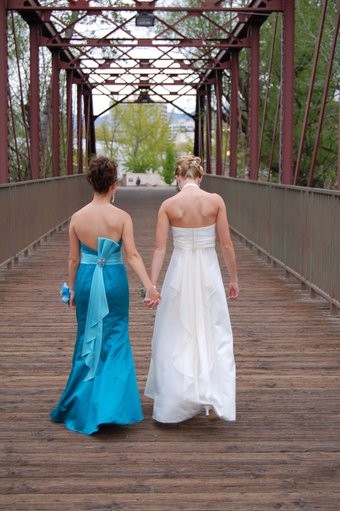 How to Choose Your Maid of Honor Photo How to Choose Your Maid of Honor