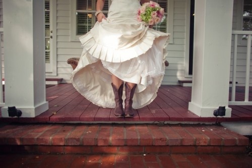 3 Country Themed Wedding Ideas