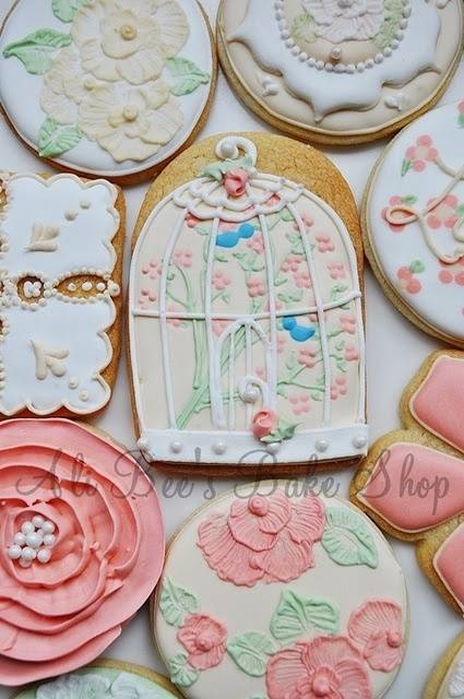 Gorgeous Wedding Shower Cookies