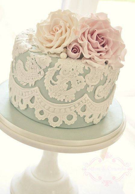 5 Elegant Wedding Shower Cakes