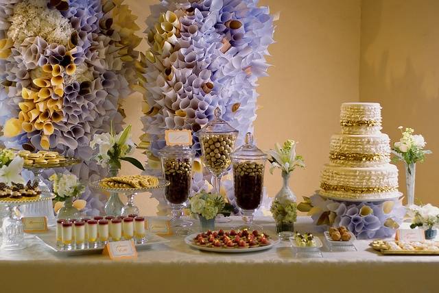 5 Beautiful Wedding Shower Dessert Bars