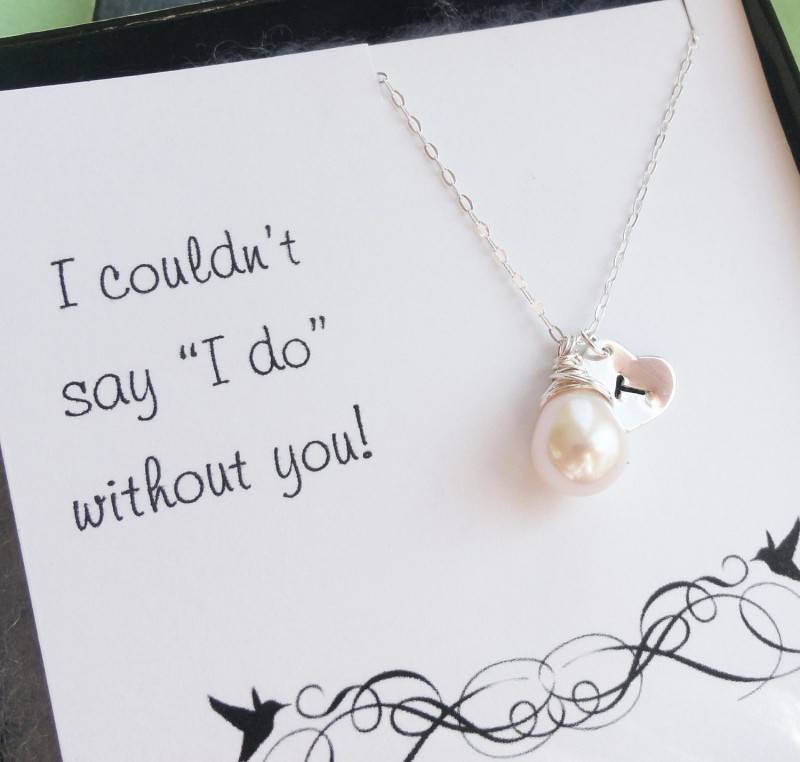 Creative Ways to Pop the Question to a Potential Bridesmaid