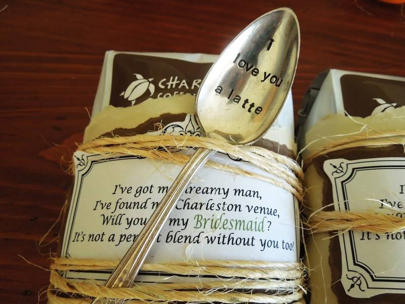 Creative Ways to Pop the Question to a Potential Bridesmaid