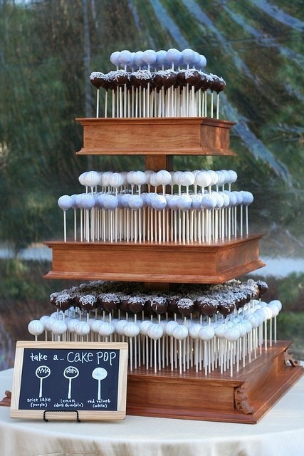 Beautiful Alternatives to Wedding Cakes