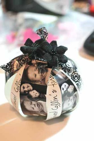 Beautiful Gift Idea for a Winter Wedding Photo Beautiful Gift Idea for a Winter Wedding