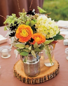 3 Creative Centerpiece Ideas for a Rustic Wedding