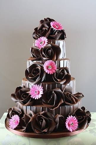 5 Stunning Chocolate Wedding Cakes