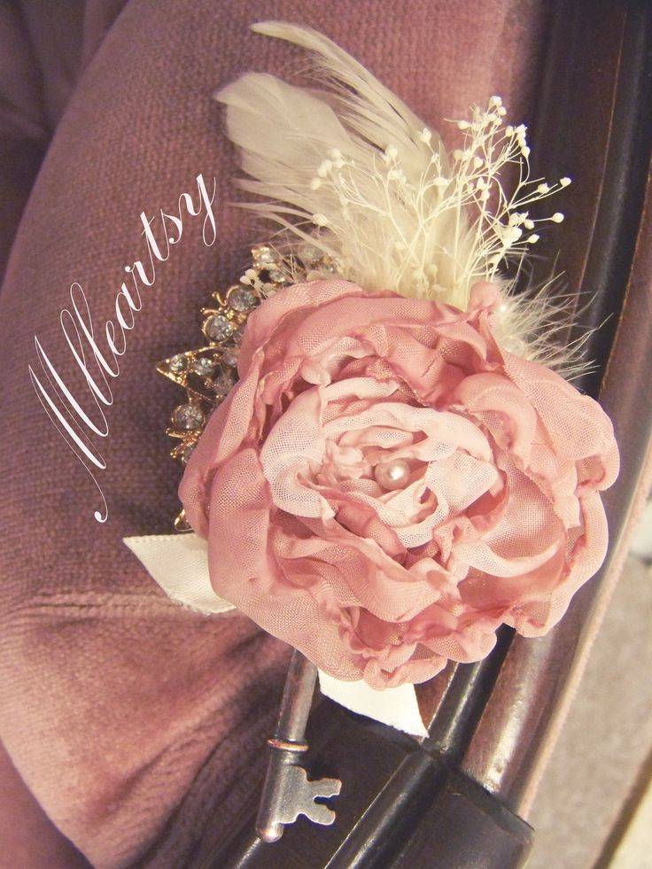 5 Beautiful Fabric Flower Boutonnières