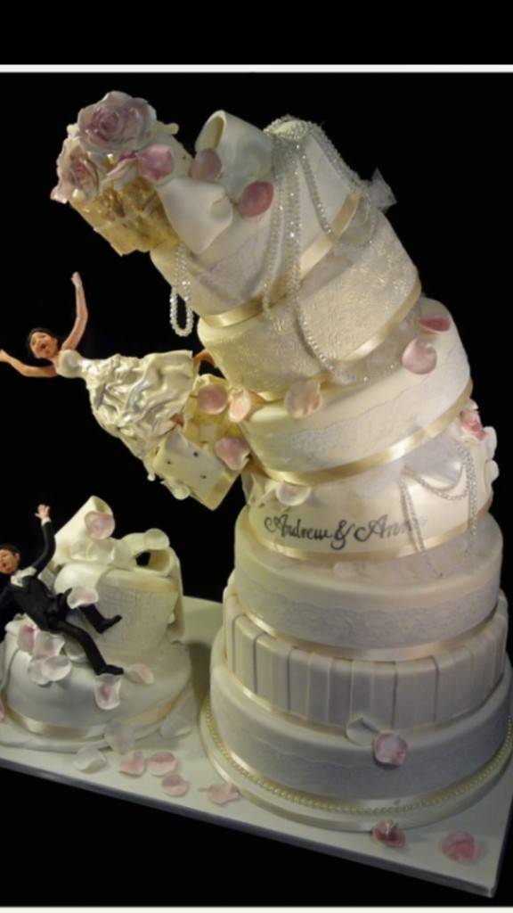 5 Crazy Wedding Cakes