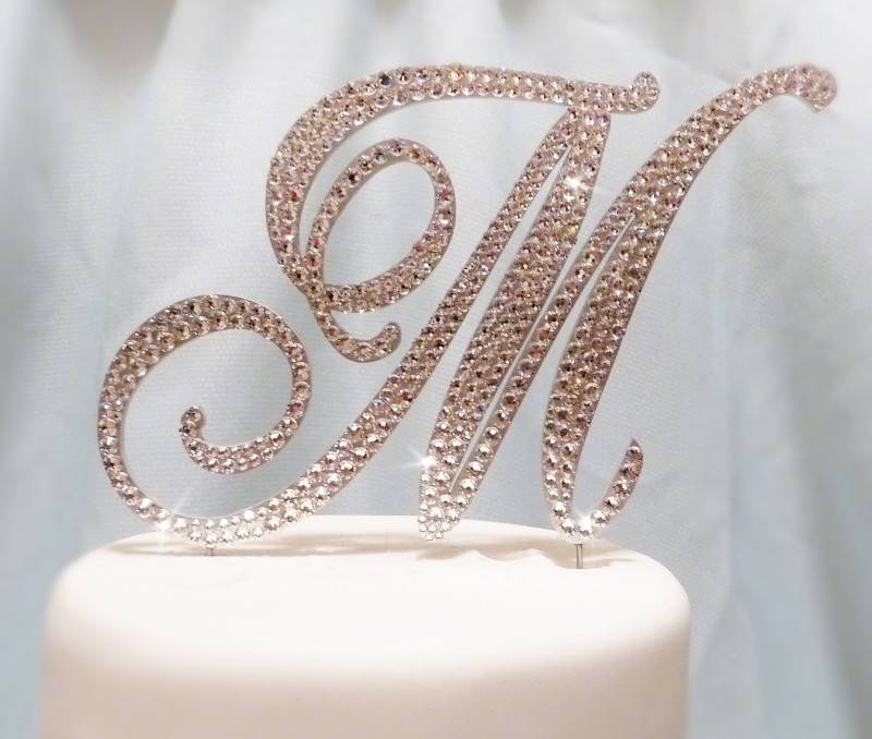 5 Beautiful Monogram Wedding Cake Toppers